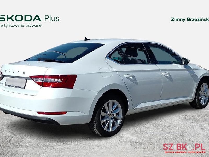 2023' Skoda Superb photo #5
