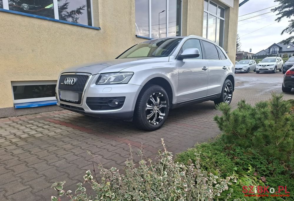 2010' Audi Q5 2.0 Tdi Quattro photo #4