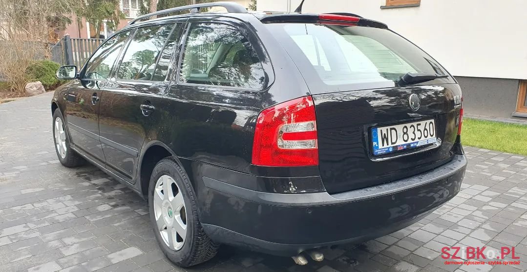2005' Skoda Octavia photo #3