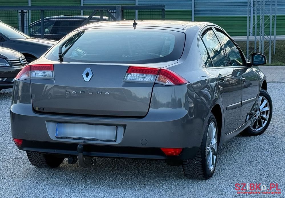 2008' Renault Laguna 2.0 Expression photo #6
