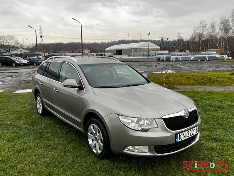 2012' Skoda Superb photo #2