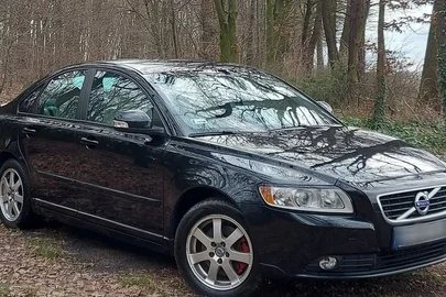 2011' Volvo S40