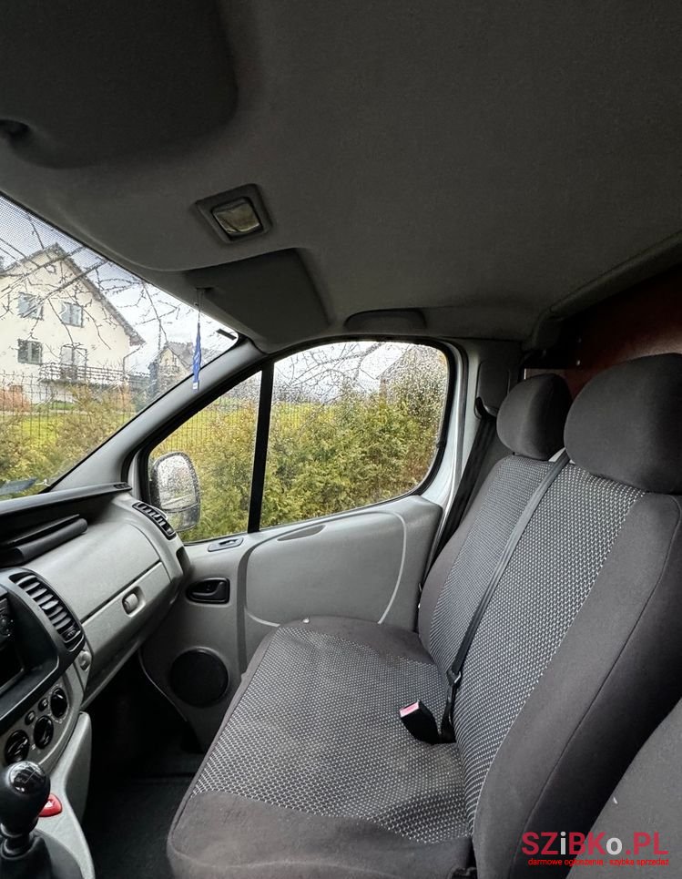 2008' Nissan Primastar photo #4