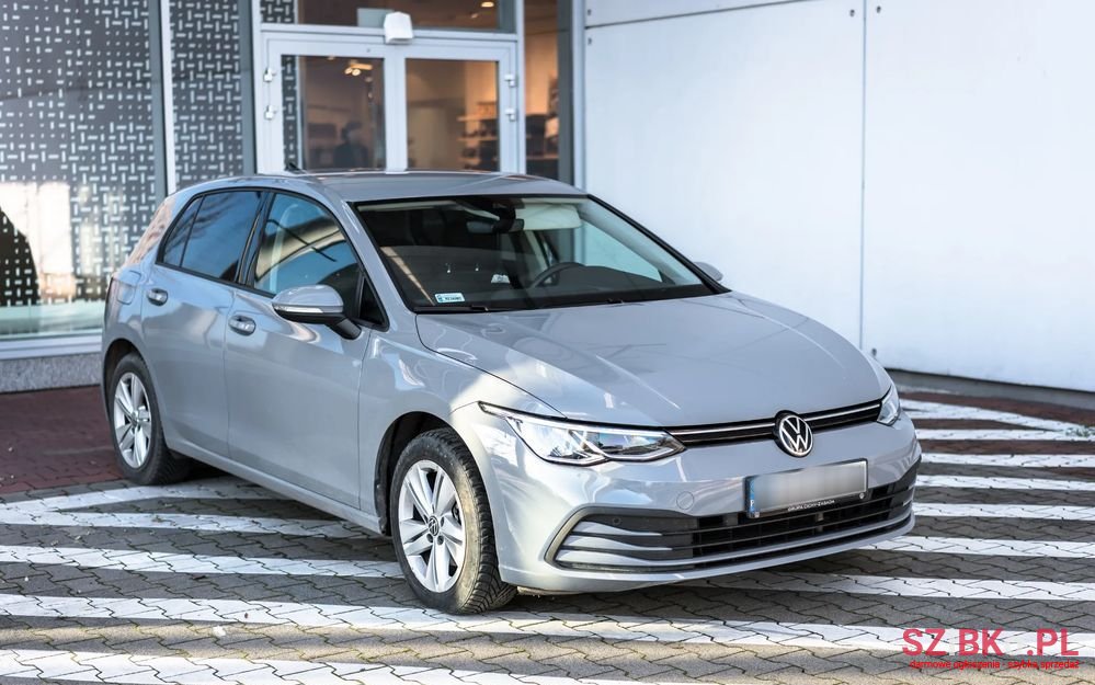 2020' Volkswagen Golf Viii 1.0 Tsi Life photo #1