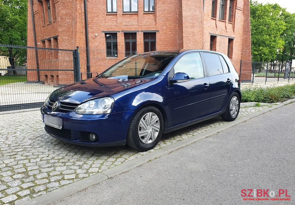 2008' Volkswagen Golf photo #1