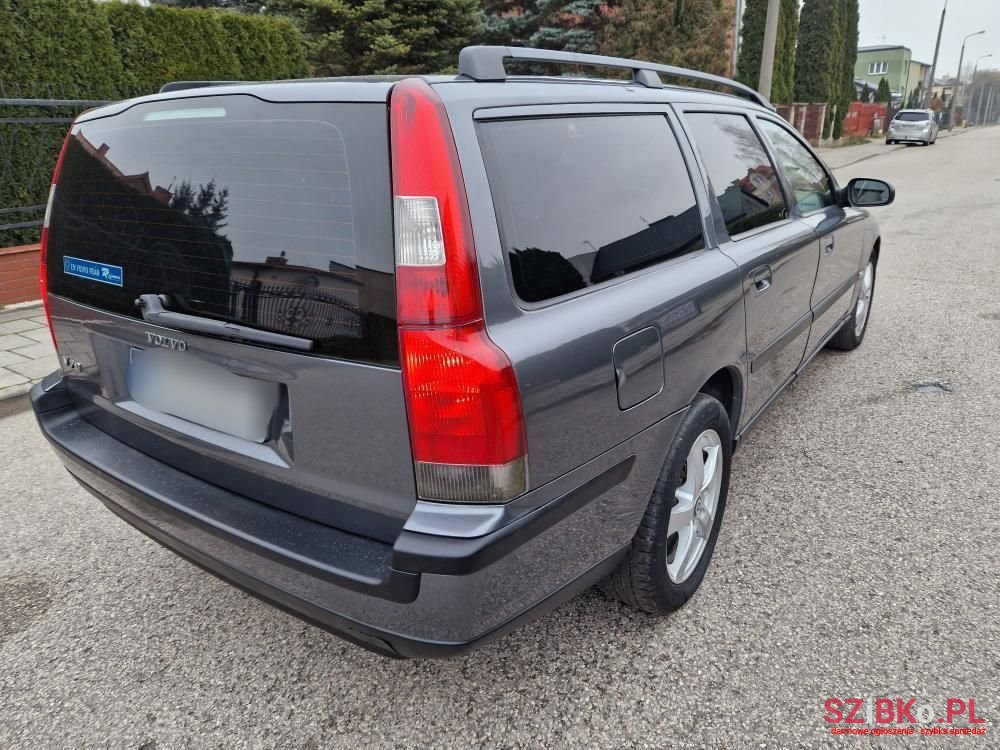 2003' Volvo V70 photo #5