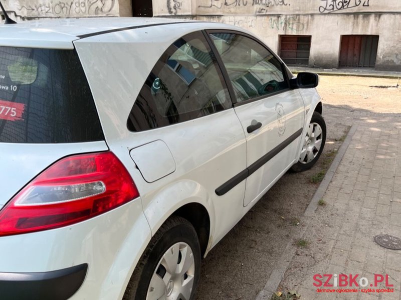 2007' Renault Megane photo #4