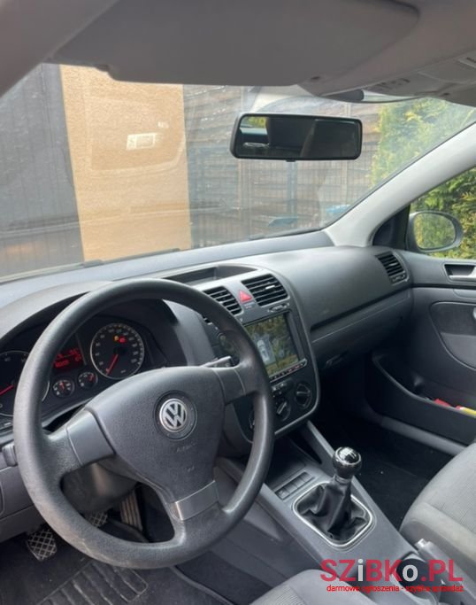 2007' Volkswagen Golf photo #6