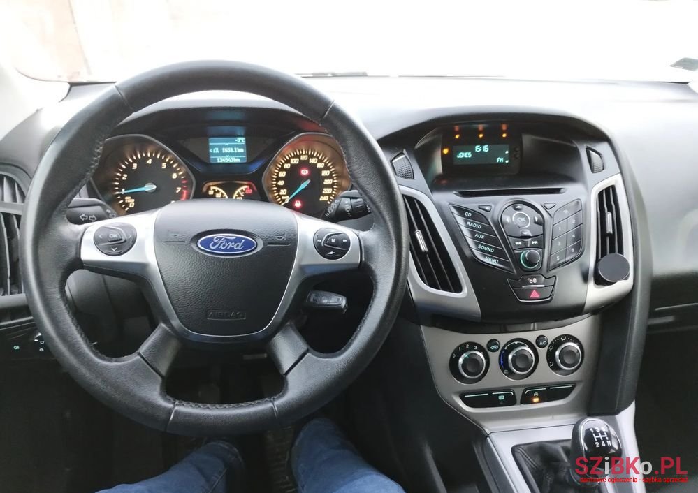 2012' Ford Focus photo #6