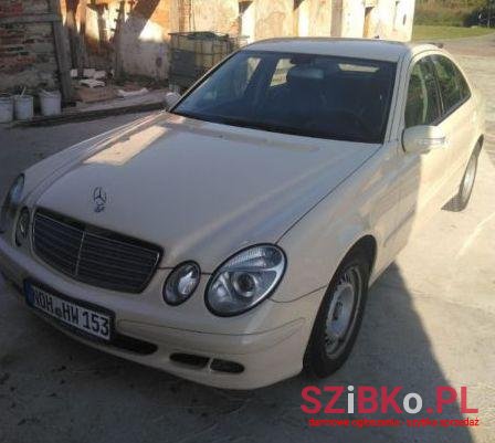 2006' Mercedes-Benz Klasa E photo #4