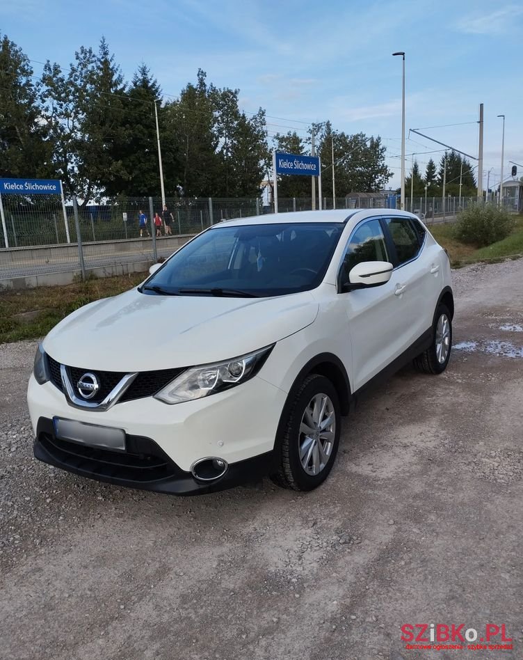 2015' Nissan Qashqai photo #1