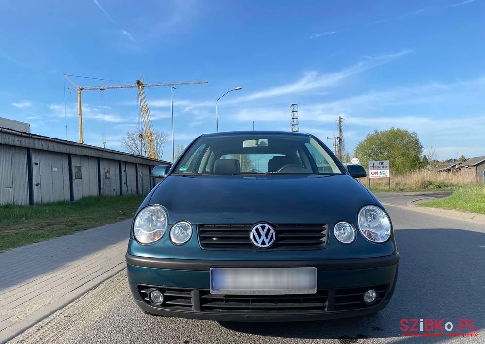 2003' Volkswagen Polo photo #2