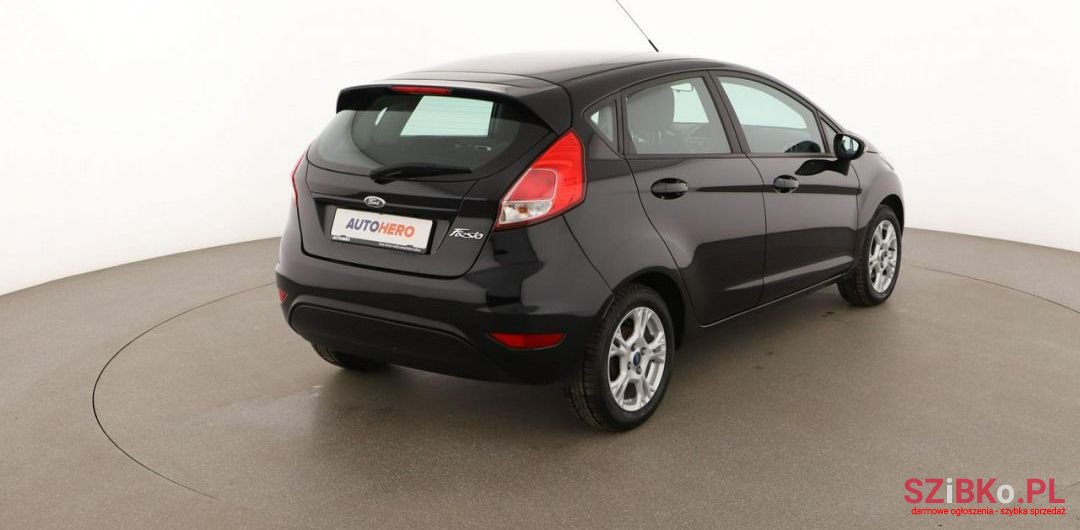 2014' Ford Fiesta photo #5