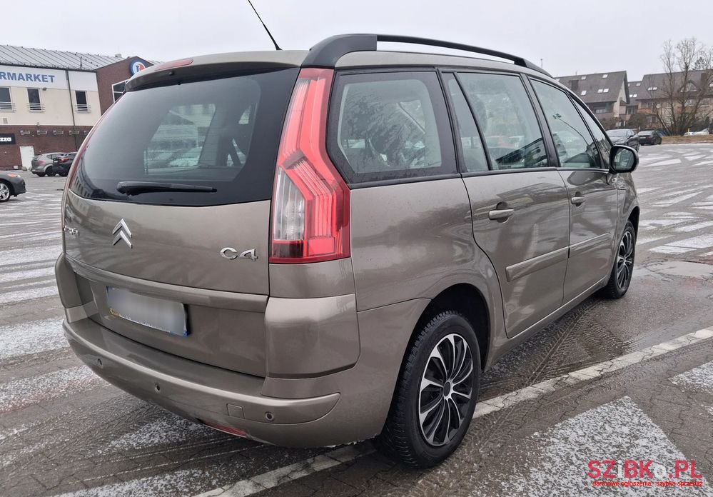 2010' Citroen C4 Grand Picasso photo #6
