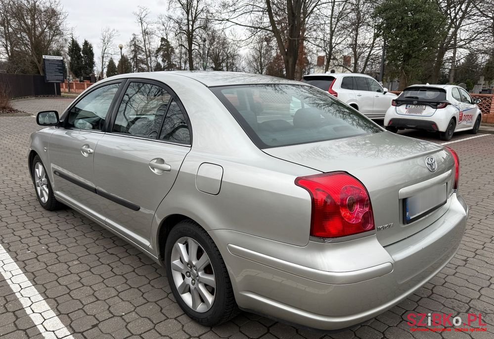 2003' Toyota Avensis 1.8 Vvt-I Sol photo #6