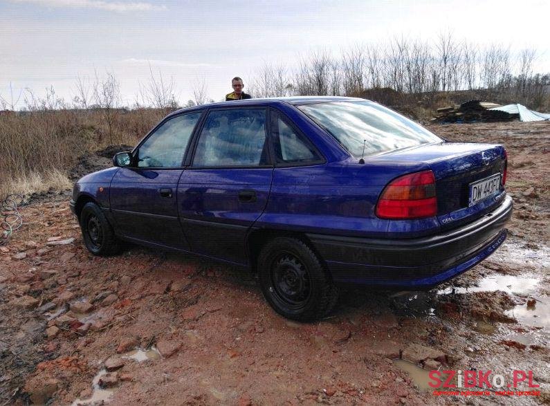 1999' Opel Astra photo #1