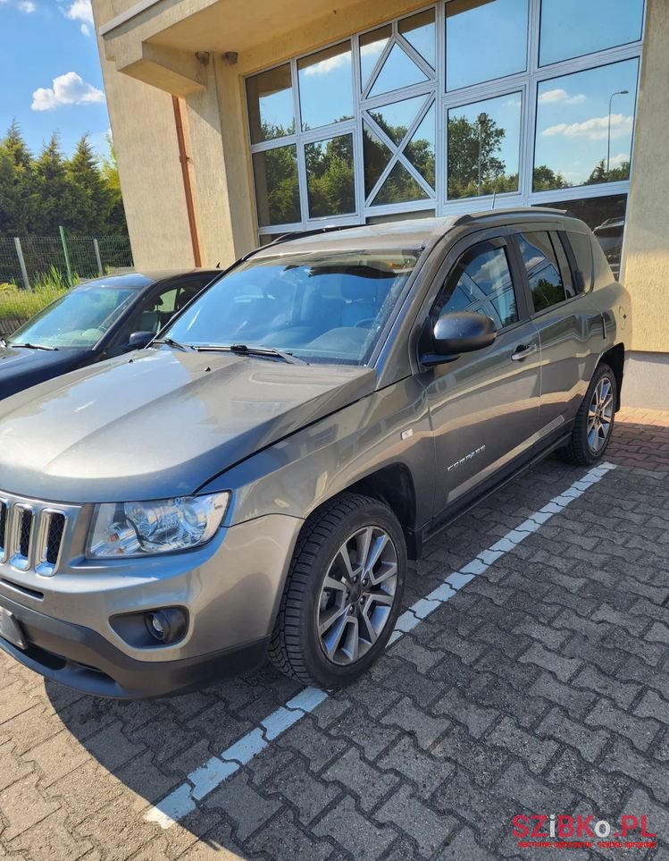 2012' Jeep Compass photo #3