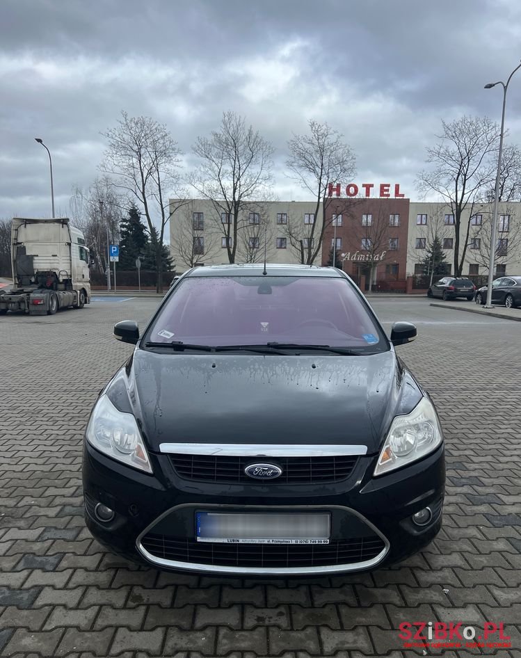 2010' Ford Focus 2.0 Tdci Ghia photo #2