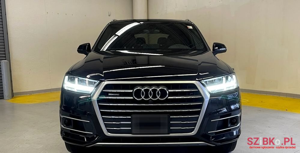 2019' Audi Q7 photo #3
