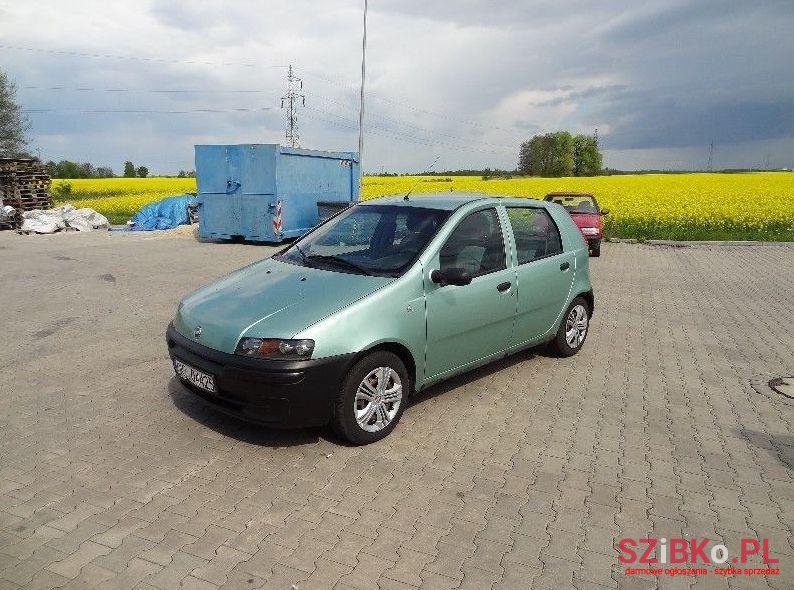 2000' Fiat Punto photo #2