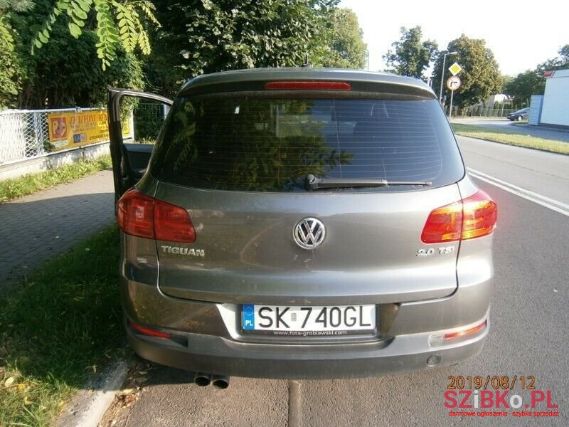 2012' Volkswagen Tiguan photo #1