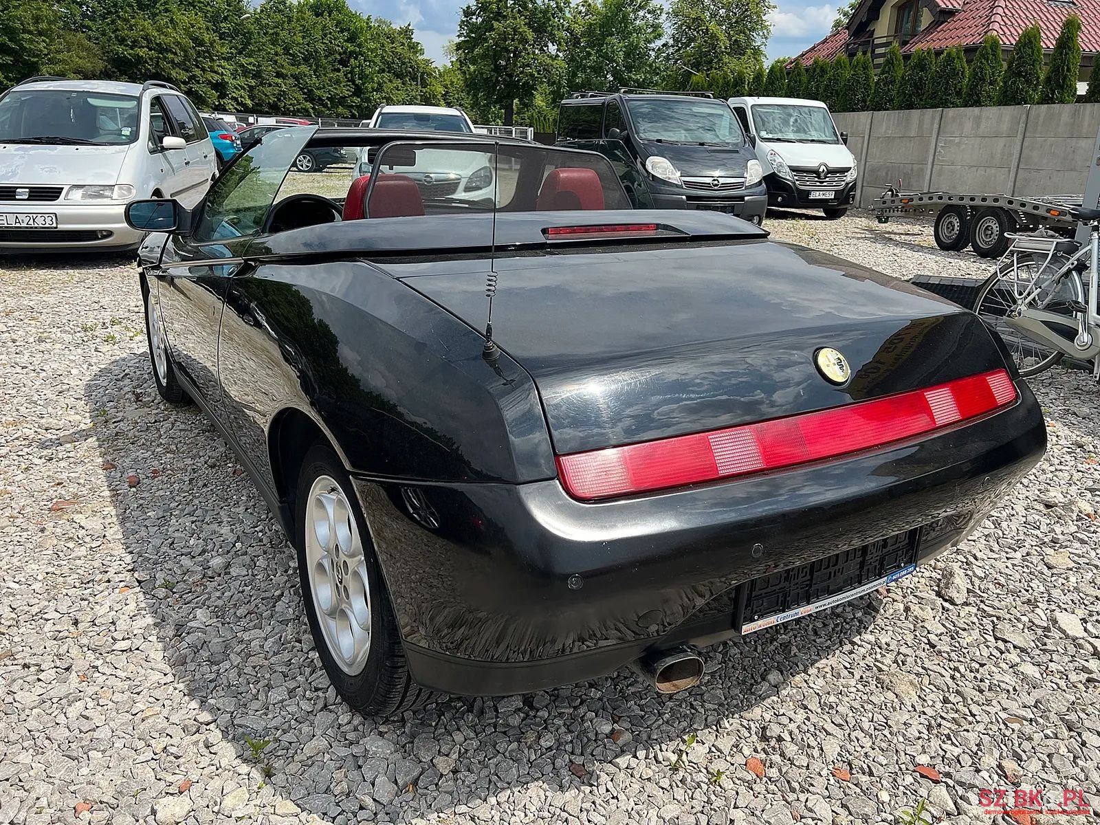 1998' Alfa Romeo Spider photo #2