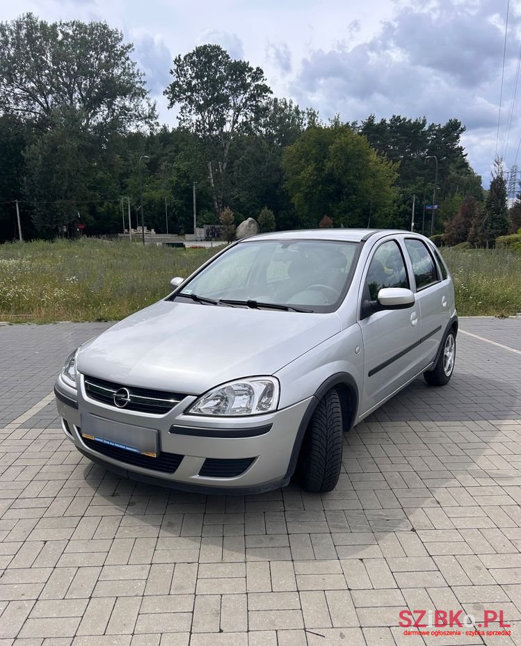 2005' Opel Corsa 1.2 16V Cosmo photo #3
