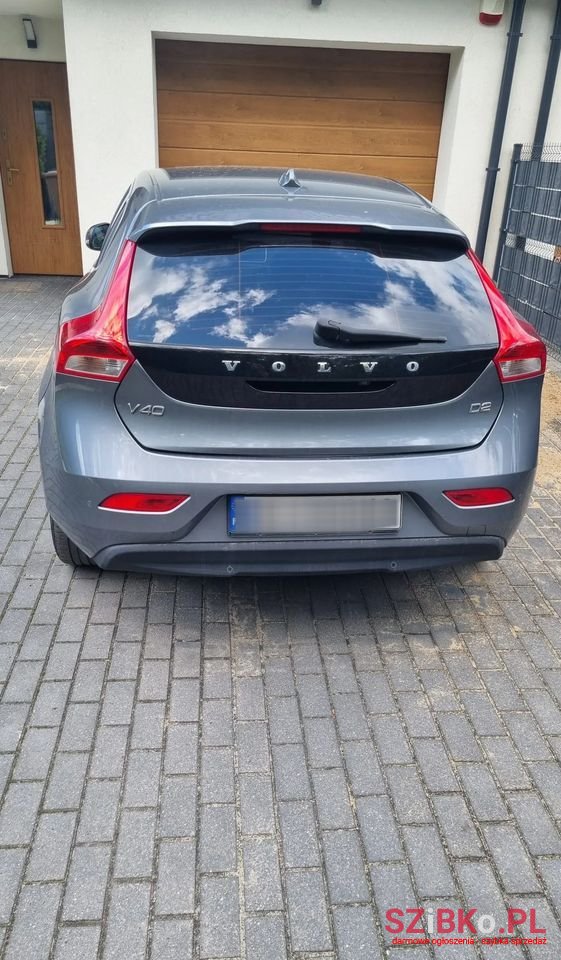 2016' Volvo V40 D2 photo #3