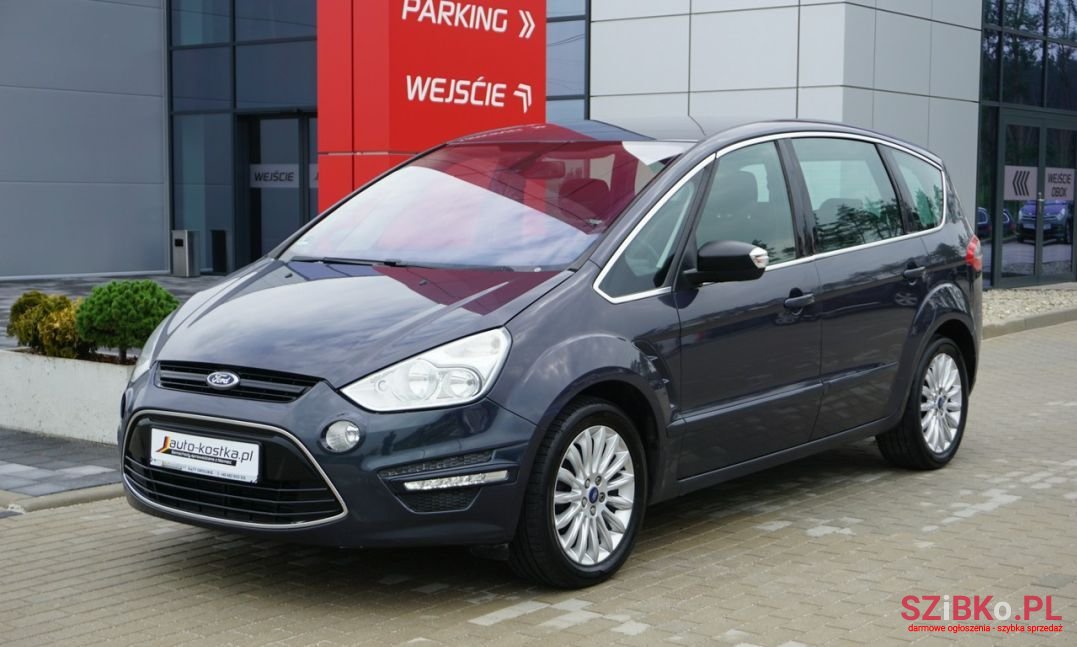 2010' Ford S-Max photo #1