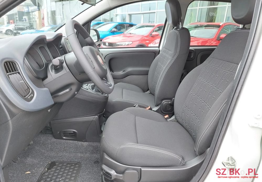 2023' Fiat Panda photo #4