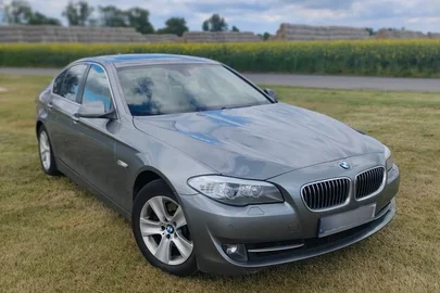 2013' BMW 5 Series 528I Xdrive