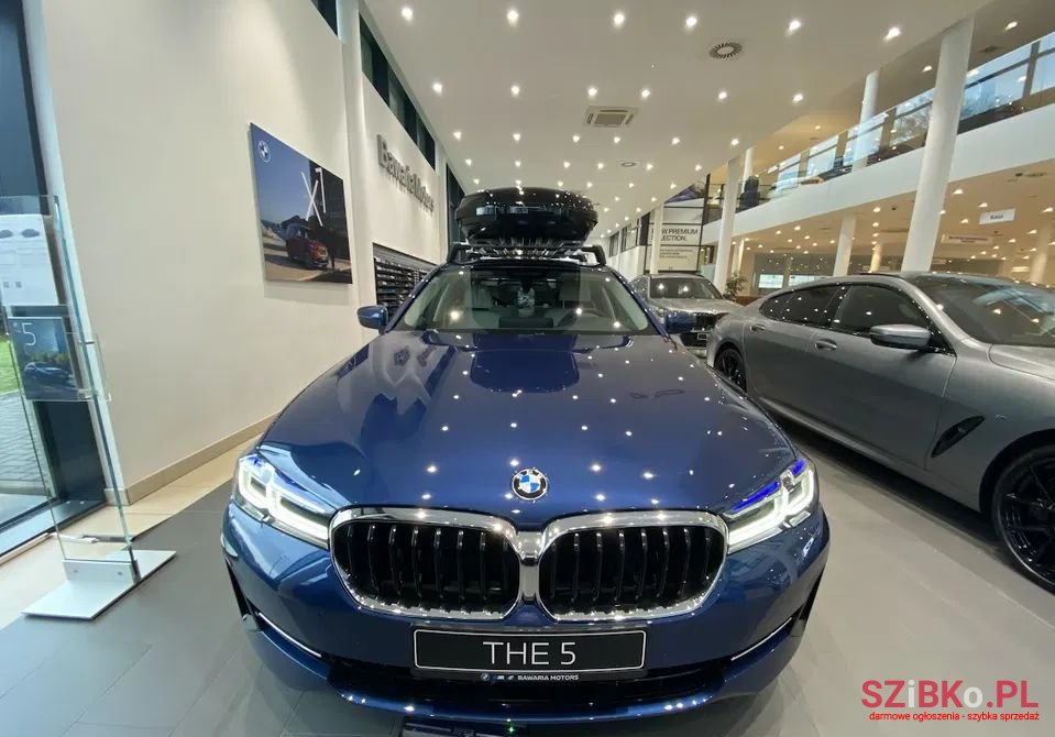 2022' BMW Seria 5 photo #2