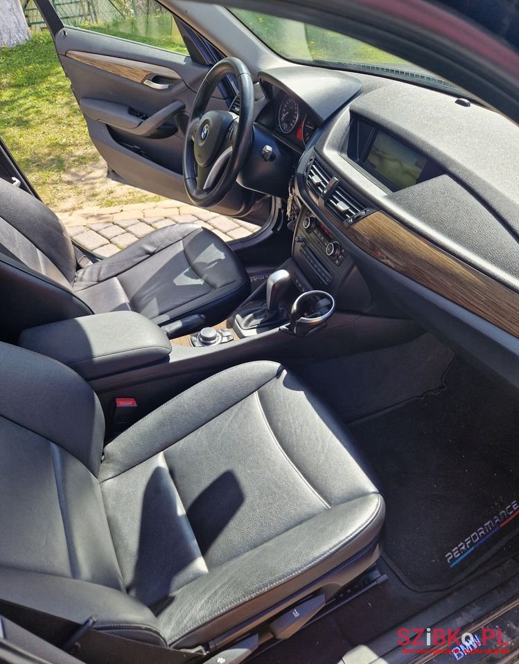 2011' BMW X1 Xdrive23D photo #6