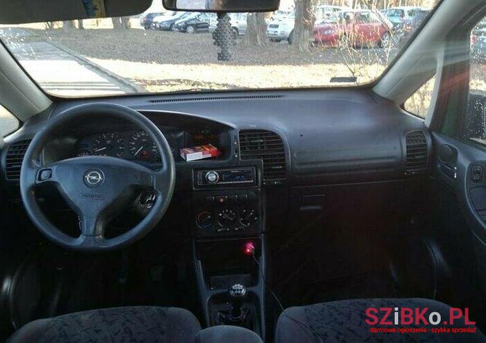 1999' Opel Zafira photo #2