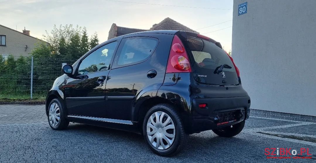 2007' Peugeot 107 photo #6