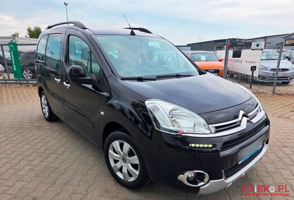 2015' Citroen Berlingo Vti 95 Multispace photo #2
