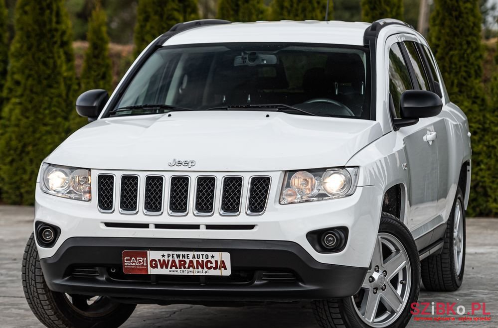 2012' Jeep Compass photo #5