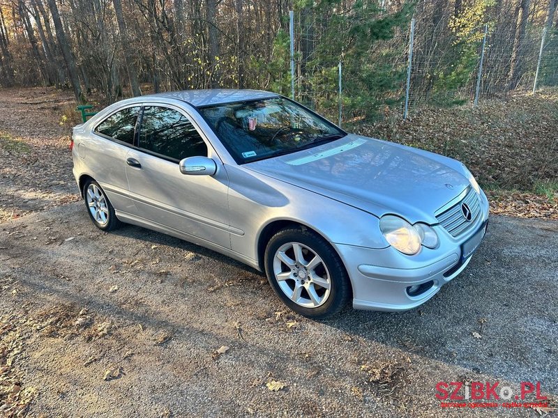 2007' Mercedes-Benz C-Class photo #4