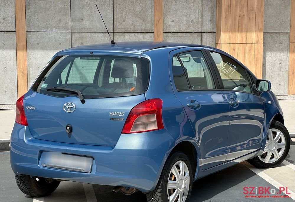2009' Toyota Yaris 1.3 Prestige photo #3