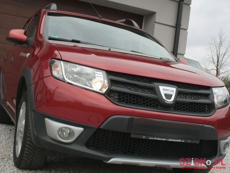 2016' Dacia Sandero Stepway photo #2