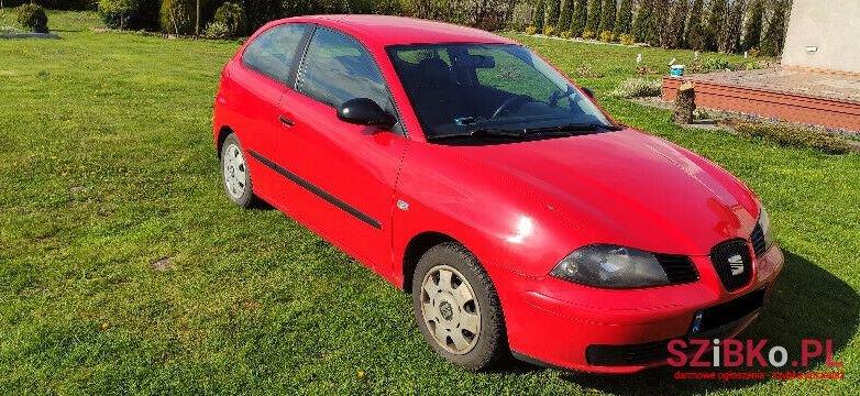 2003' SEAT Ibiza photo #1