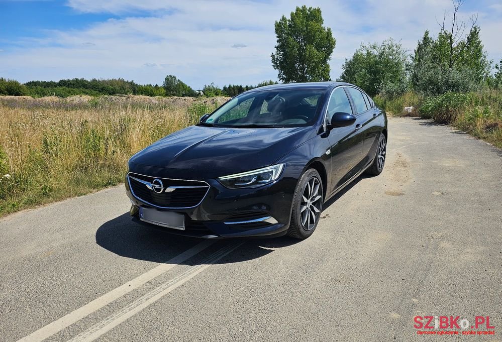 2017' Opel Insignia photo #2