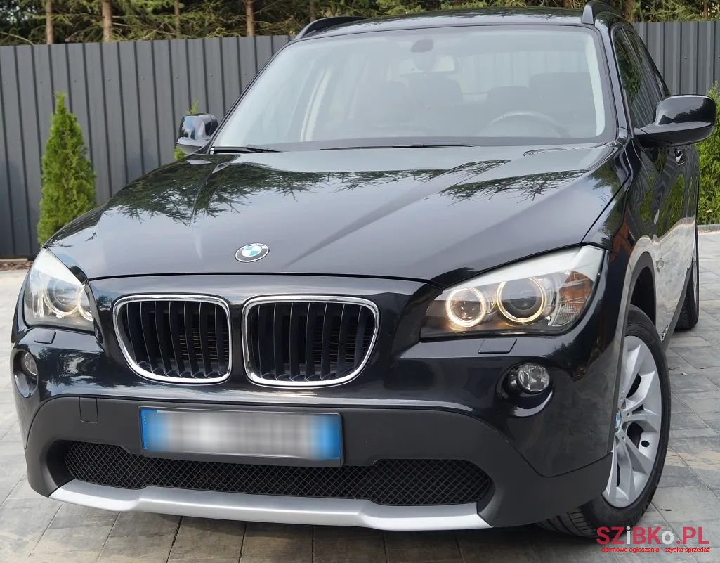 2011' BMW X1 photo #1