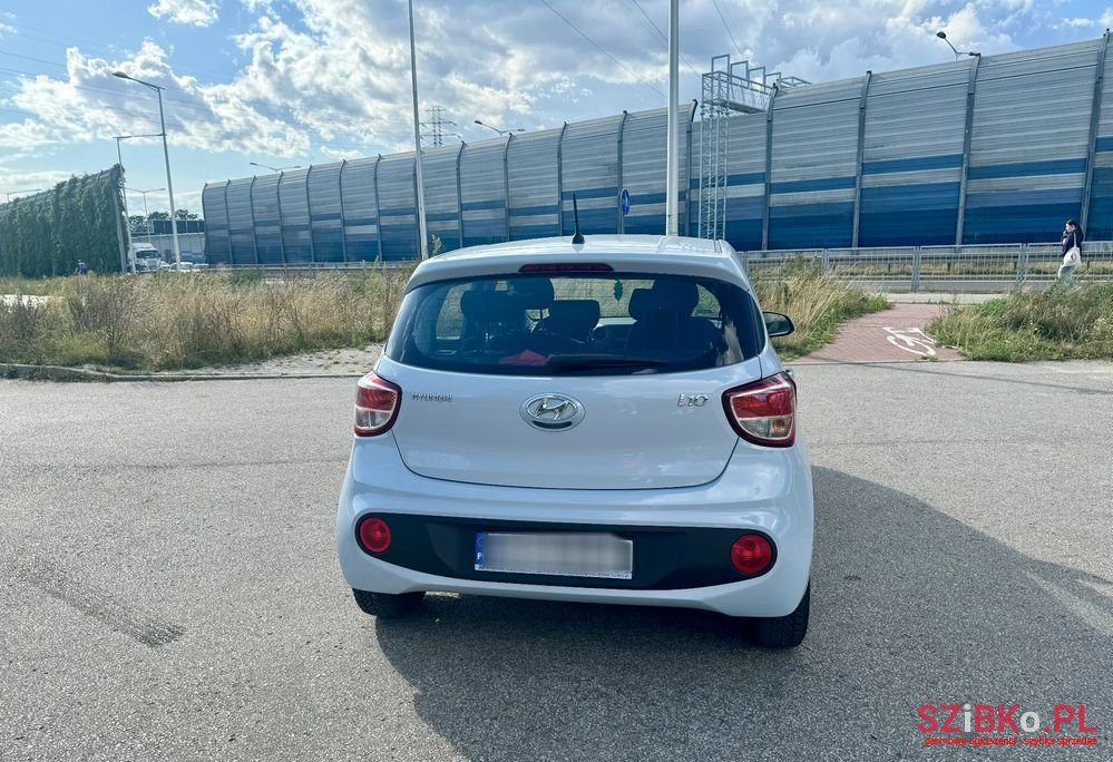 2019' Hyundai i10 photo #5