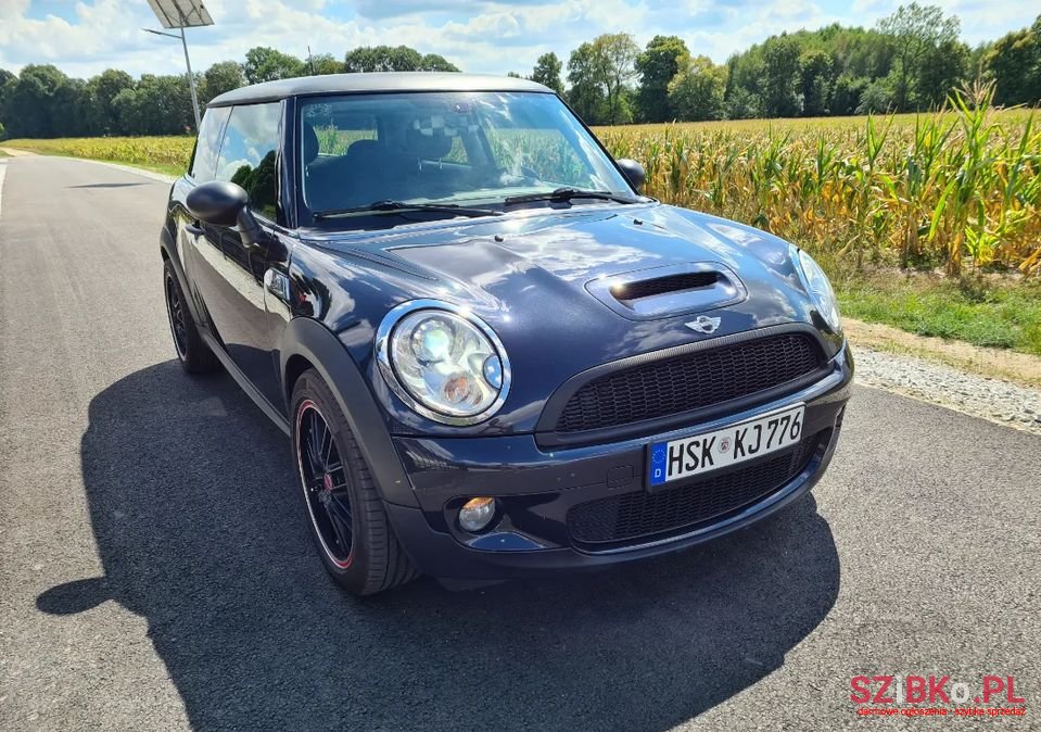 2008' MINI Cooper S photo #3