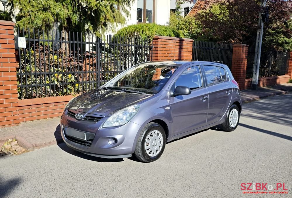 2009' Hyundai i20 1.2 Edition Plus photo #1