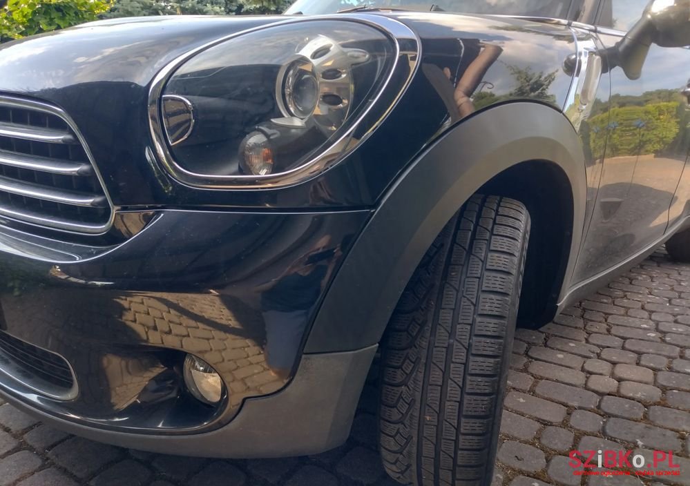 2014' MINI Countryman One photo #3