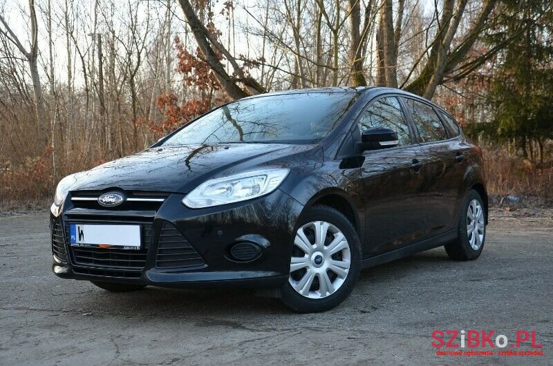 2012' Ford Focus photo #2