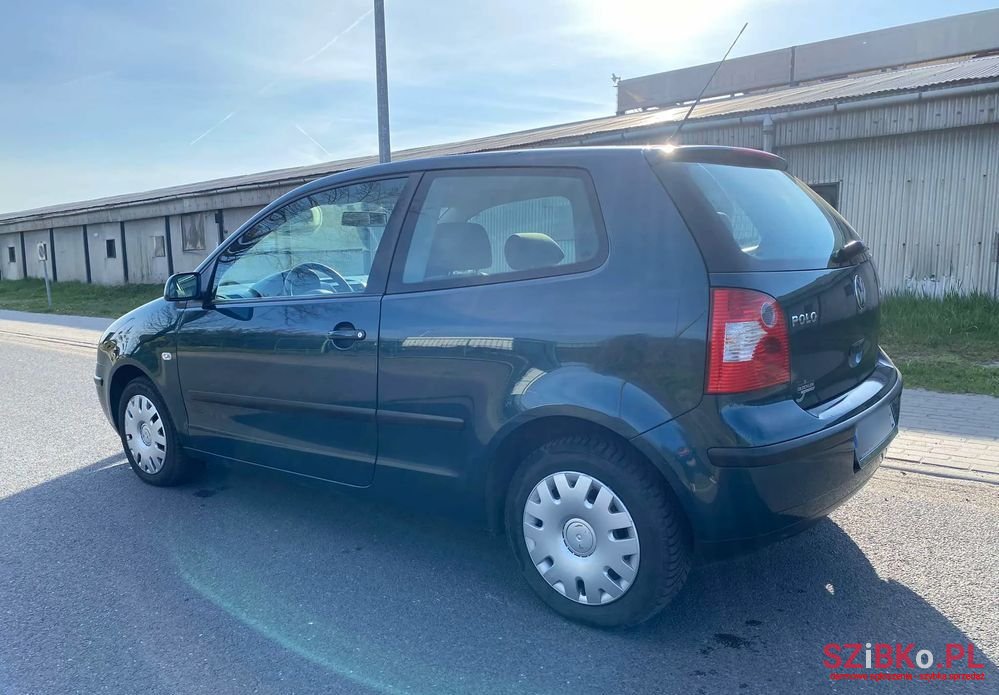 2003' Volkswagen Polo photo #5