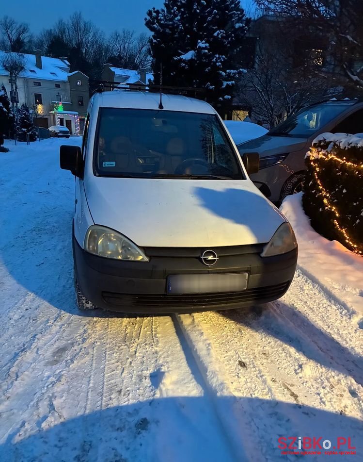 2002' Opel Combo photo #1